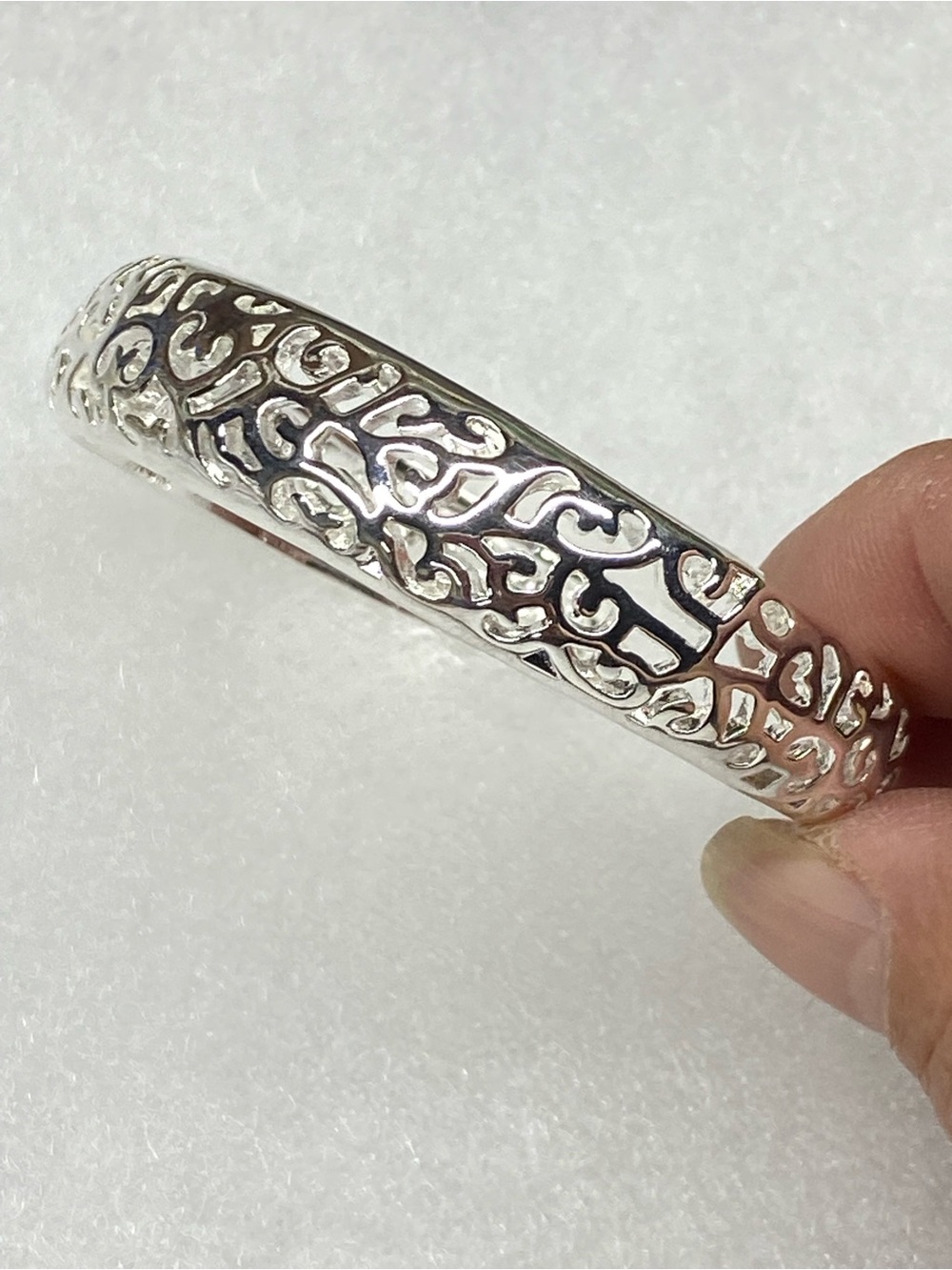 Elegant Sterling Silver Openwork Filigree Bangle Bracelet